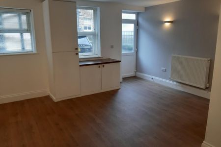 Belmont Road, HARROGATE - Photo 3