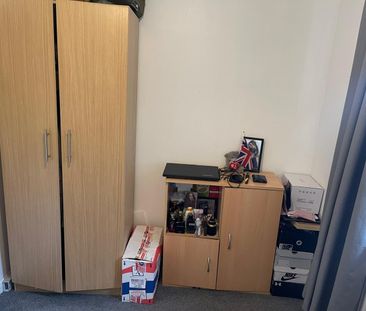 Room in a Shared House, Lockesfield Place, E14 - Photo 3