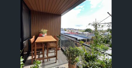 Two Bed, Two Bath Apartment in Brunswick East - Photo 4