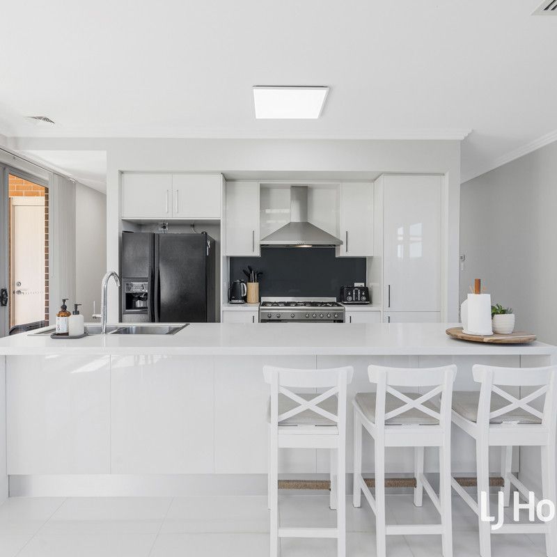 4 Riverbrae Avenue, Riverstone NSW 2765 - House For Rent | Domain - Photo 1