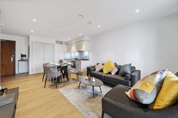 Raglan House, SE1 6TJ, London - Photo 1