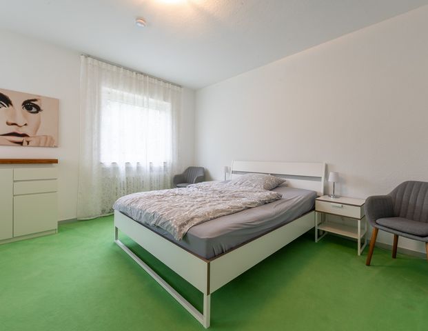 Famili­en­freund­liche Doppel­haus­hälfte in ruhiger Sackgas­senlage von Essen-Heisingen! - Photo 1