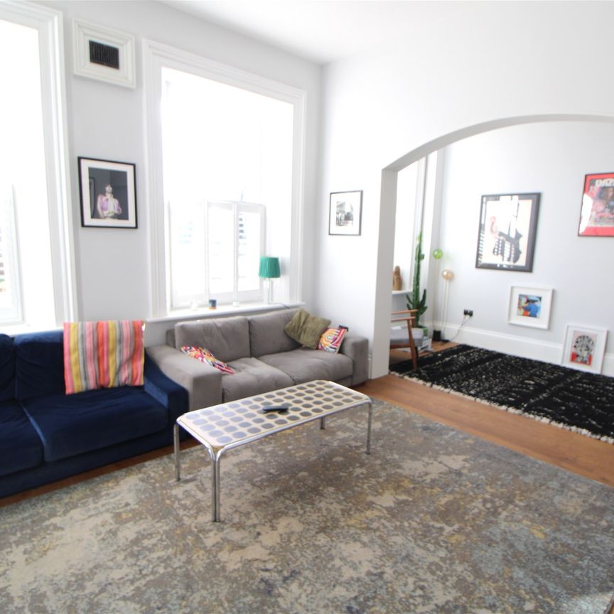 Sergeants Mess, Le Cateau Road, Colchester - Photo 1