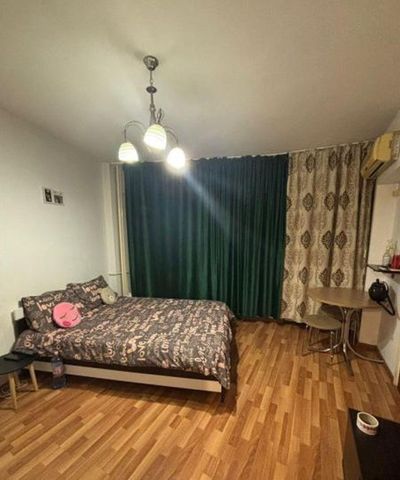 Obor garsoniera la metrou - Photo 2