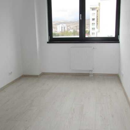 Apartament 3 camere, 58 mp utili, prima inchiriere, zona Piata Mihai Viteazu - Photo 1