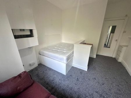 Studio to rent - Photo 5