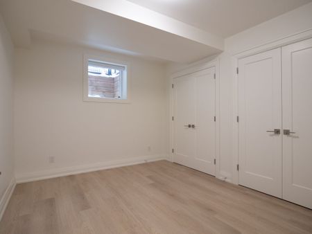 For Lease - 168 Annette Street Unit# Unit C, Toronto, Ontario - Photo 5