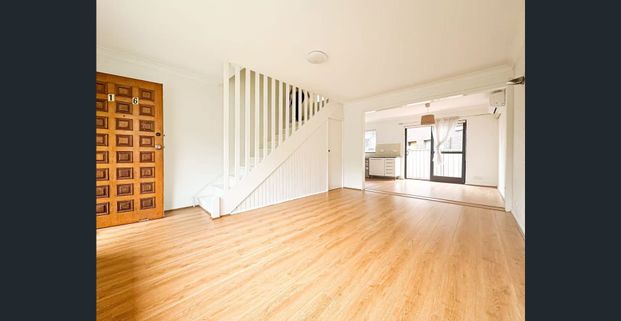 Stylish Townhouse in the Heart of Liverpool (Unfurnished) - Photo 1