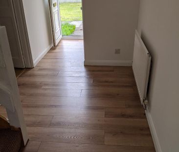 3 bedroom terraced house to rent - Photo 6