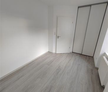 Location Appartement 2 pièces 45m² - Photo 2