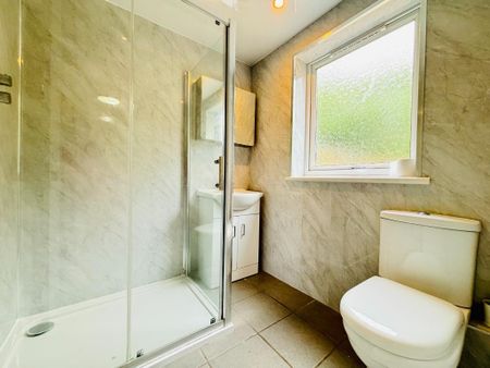 1 bedroom flat to rent - Photo 5