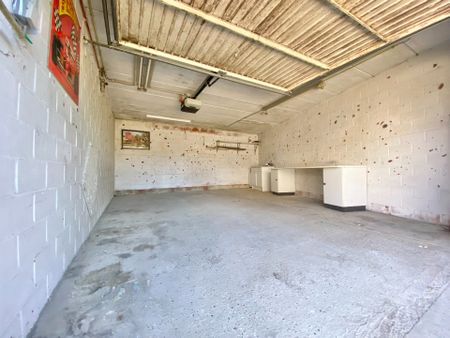 2-slaapkamer appartement met garage in hartje Eeklo - Photo 3