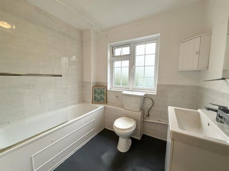 1 Bedroom Flat To Let - Photo 4