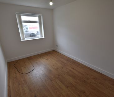 Pilkington Road Radcliffe Manchester Greater Manchester - Photo 4