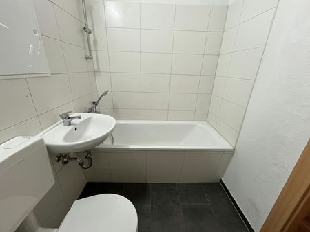 Gemütlichkeit trifft Sonne – schöne Wohnung mit Balkon - Photo 5