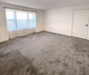 Wellington Square, Hastings, TN34 - Photo 1