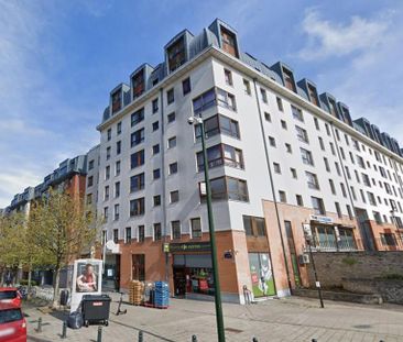 Appartement te huur in Elsene voor € 1.150 met 1 slaapkamer - Photo 2