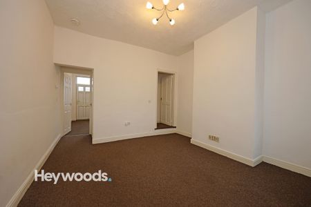 2 bed terraced house to rent in Anchor Road, Stoke-on-Trent, Staffordshire - Photo 4