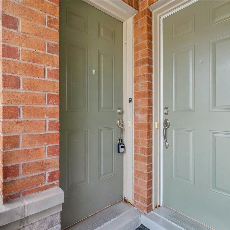 For Lease - 5625 Oscar Peterson Boulevard Unit# 19, Mississauga, Ontario - Photo 1