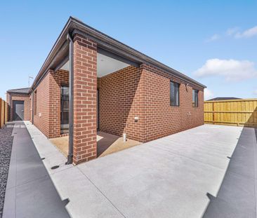 15 Asperula Street, Tarneit, VIC 3029 - Photo 1