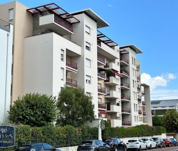 Location Appartement 3 pièces 70m² VILLEFRANCHE SUR SAONE 69400 - Photo 5