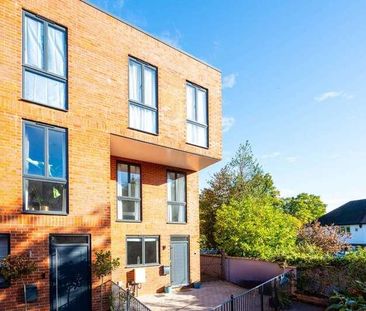 Canalside Mews, Woking, GU21 - Photo 2