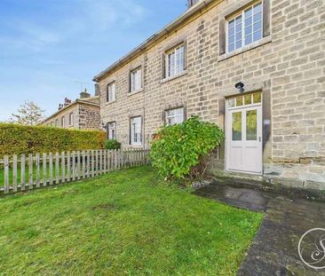 The Avenue, Harewood, Leeds, LS17 - Photo 3