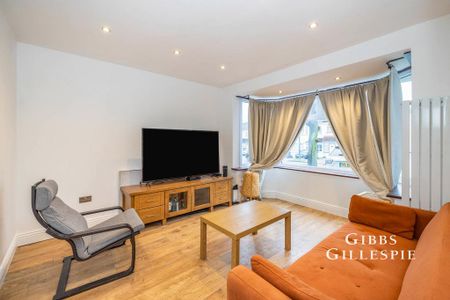 4 bedroom terraced house to rent - Photo 2