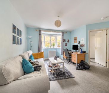 1 bedroom flat to rent - Photo 2