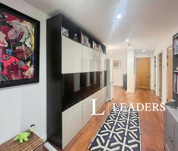 3 bedroom apartment to rent Palmeira Avenue, Hove, East Sussex, BN3 - Photo 1