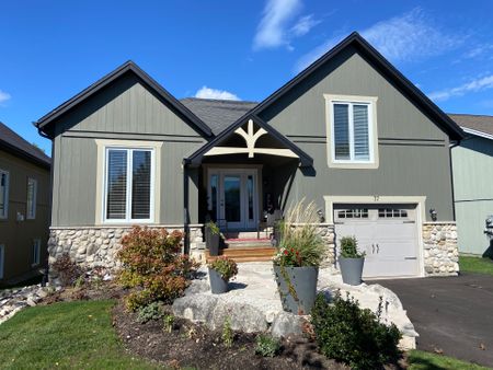 For Lease - 77 Findlay Drive, Collingwood, Ontario - Photo 2