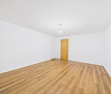 3 bedroom flat to rent - Photo 5