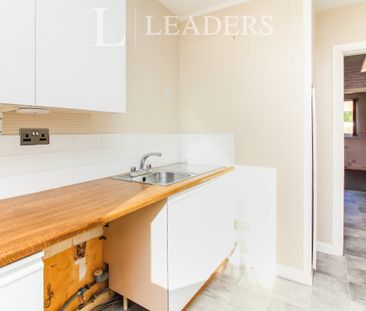 2 bedroom apartment to rent Elmfield Gardens, Battenhall, Worcester... - Photo 3