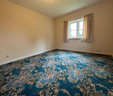 4 bedroom detached house to rent - Photo 4