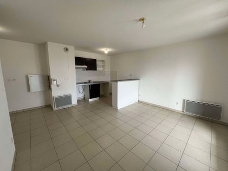 TOULOUSE / RAMONVILLE - T3 de 58m² avec balcon et Parking - Photo 2