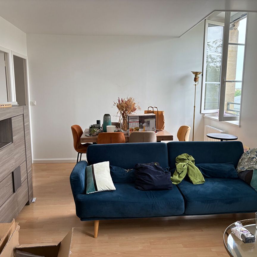 Location Appartement 2 pièces 56m² - Photo 1