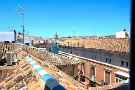 Alquiler de piso en Calle Molina Lario - Photo 2