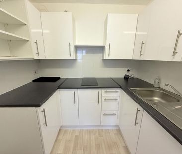 1 bedroom retirement property to rent - Photo 1