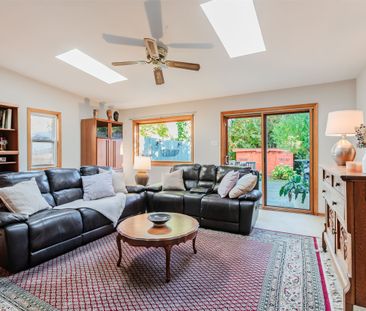 For Lease - 79 Parkhurst Boulevard, Toronto, Ontario - Photo 1