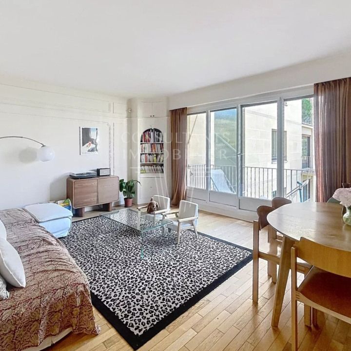 Appartement • Neuilly-sur-Seine - Photo 1