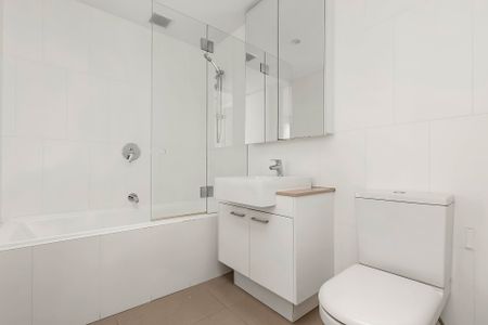 Thinking of selling? Contact our agent - Photo 5