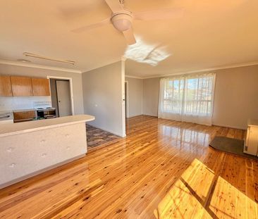 WELL PRESENTED 3 BEDROOM HOME - Photo 2