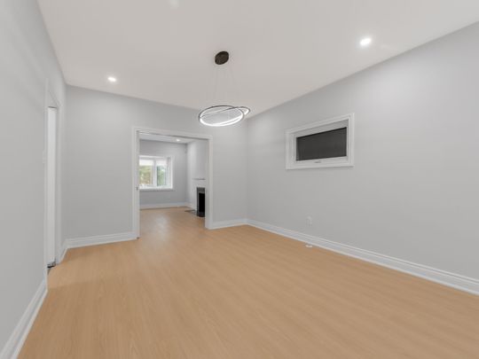 For Lease - 533 Soudan Avenue, Toronto, Ontario - Photo 1