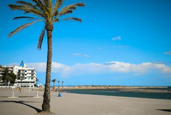 Piso de alquiler en Carrer de la Serra Gelada, 8, Racó