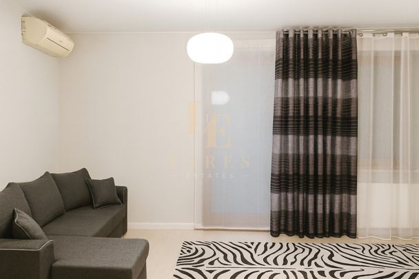 Metro Imielin | Garaż | Klimatyzacja - Zdjęcie 1