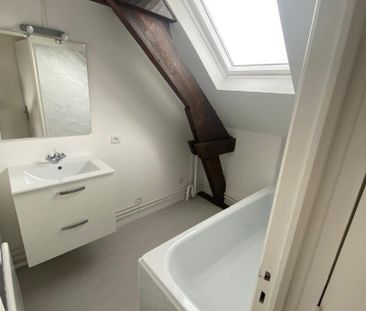 A LOUER APPARTEMENT PROCHE CENTRE VILLE DE ST QUENTIN 02100 - Photo 3