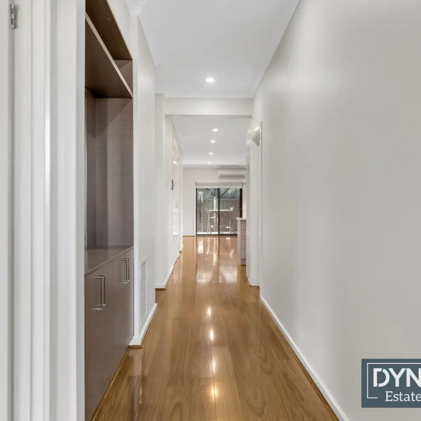 “Location at it's best” - Photo 1