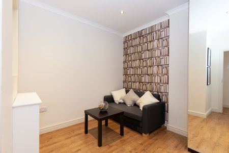 South Bar Street, Banbury - Photo 5