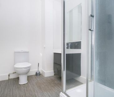 1 bedroom in a house share to rent - Photo 5