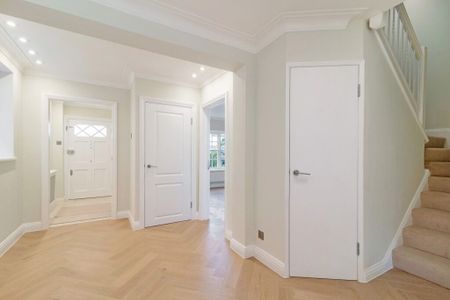 5 Bedroom Terraced To Let - Photo 2